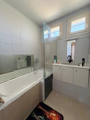 Maison 4 pièce(s) 3 chambre(s) 82 m²