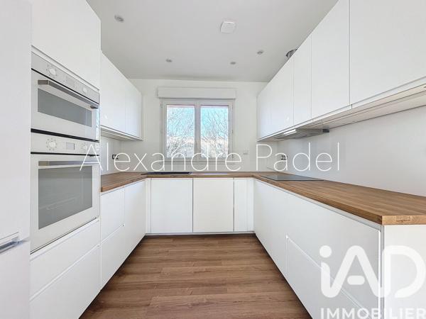 Appartement à vendre 5 pièces 93 m² Sanary-sur-Mer