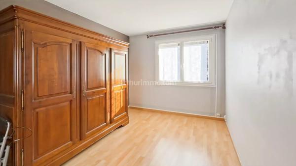 Vente Appartement 4 pièces 72 m2 à Saint-Fargeau-Ponthierry