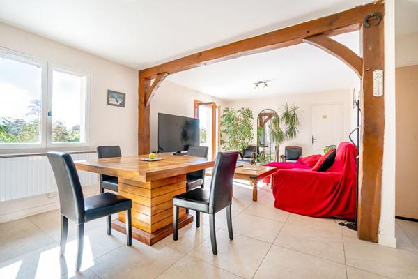 Pavillon de plain-pied au Coudray Macouard - 5 chambres