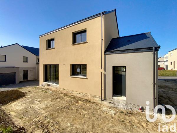 Maison à vendre 5 pièces 139 m² Saint-Père-Marc-en-Poulet