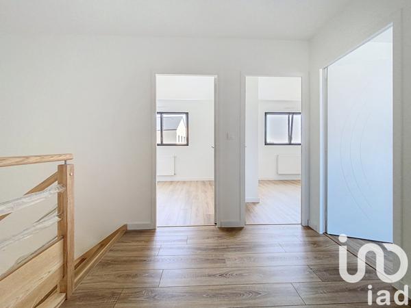 Maison à vendre 5 pièces 139 m² Saint-Père-Marc-en-Poulet