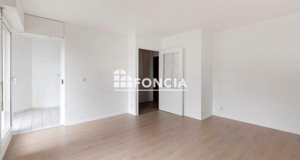 À vendre Studio 29.5 m² - Paris 75010