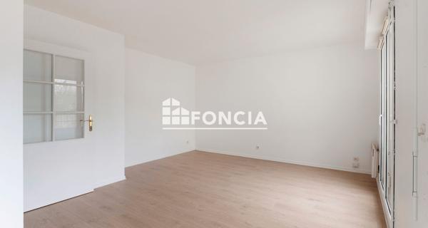 À vendre Studio 29.5 m² - Paris 75010