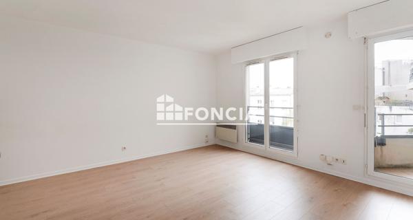 À vendre Studio 29.5 m² - Paris 75010