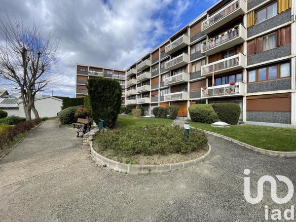 Appartement 5 pièces de 103 m² à Aubervilliers (93300)