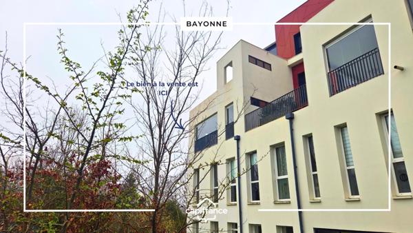 Appartement T3 avec terrasse / véranda, 2 parkings et local vélo