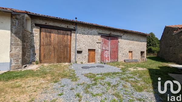 Maison à vendre 6 pièces 117 m² Saint-Pardoux-le-Lac