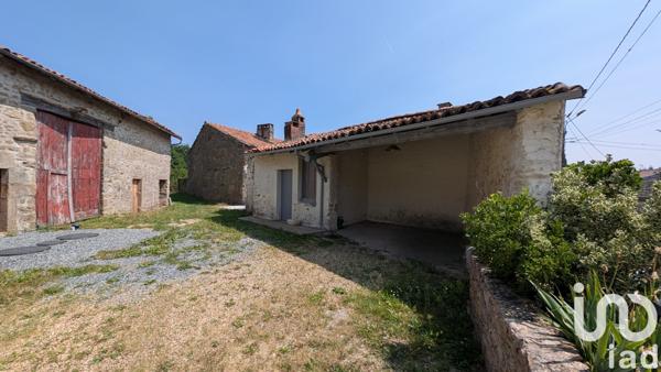 Maison à vendre 6 pièces 117 m² Saint-Pardoux-le-Lac