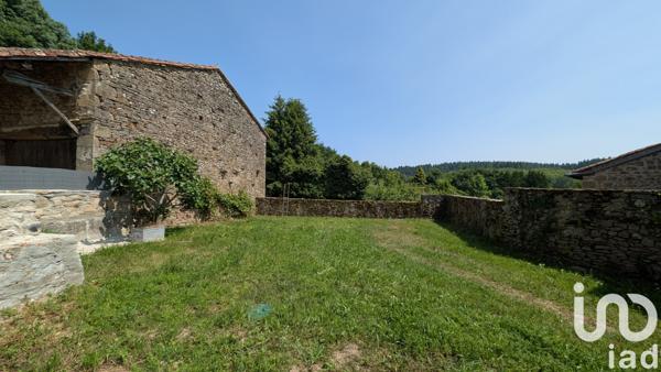 Maison à vendre 6 pièces 117 m² Saint-Pardoux-le-Lac