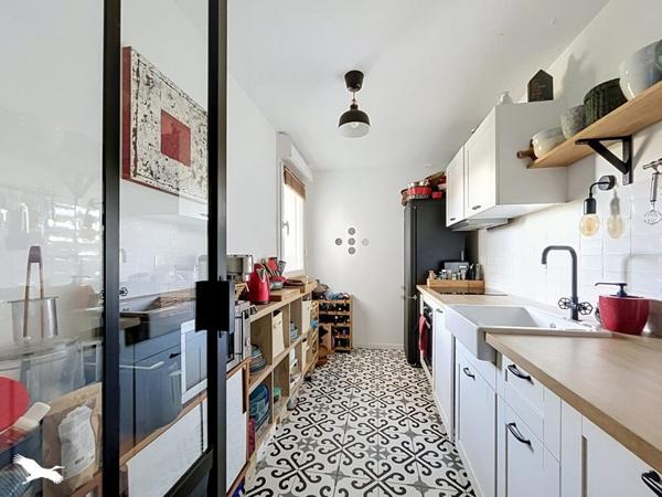 Appartement 282 000 € Bordeaux 3 p 65 m² DPE C