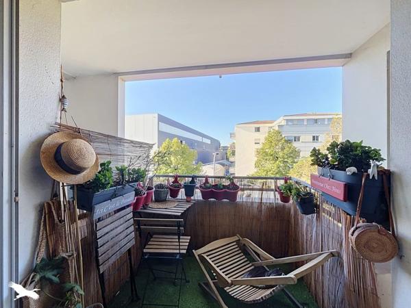 Appartement 282 000 € Bordeaux 3 p 65 m² DPE C