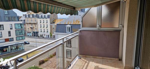 Saint Malo - Rocabey - Duplex T4 (83.55m²) - Terrasse Sud (6m²) - Parking et cave- Vue Bassin