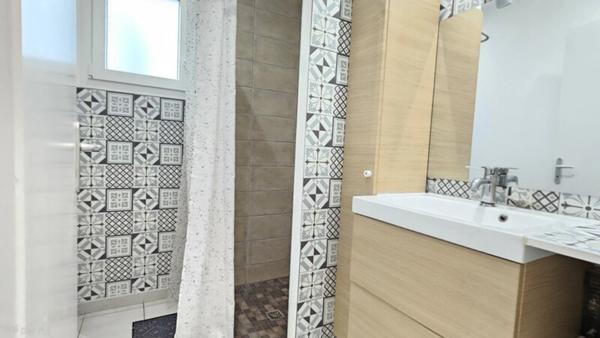 Querrien – Opportunité rare : maison récente 3 chambres en nue-propriété, plain-pied avec jardin !