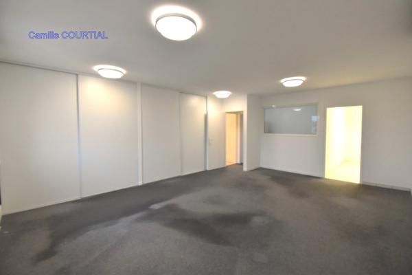 Bureau à vendre GUILHERAND GRANGES (07)