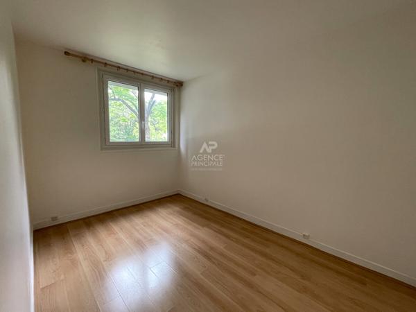 SEVRES - Appartement 4 pièces Loyer 1 400 €/mois charges comprises **  - Référence  674-S