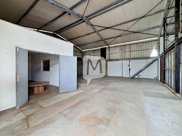 Dpt (Guyane) , à louer CAYENNE local de 275 m² dans la Zone Collery