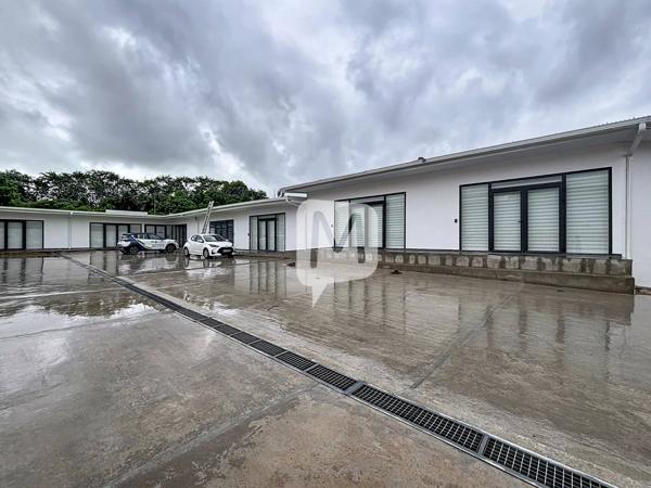 Dpt (Guyane) , à louer CAYENNE local de 275 m² dans la Zone Collery