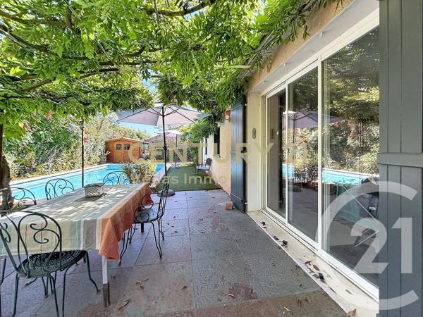 Maison à vendre  6 pièces - 143 m 2   ST JEAN DE VEDAS  - 34