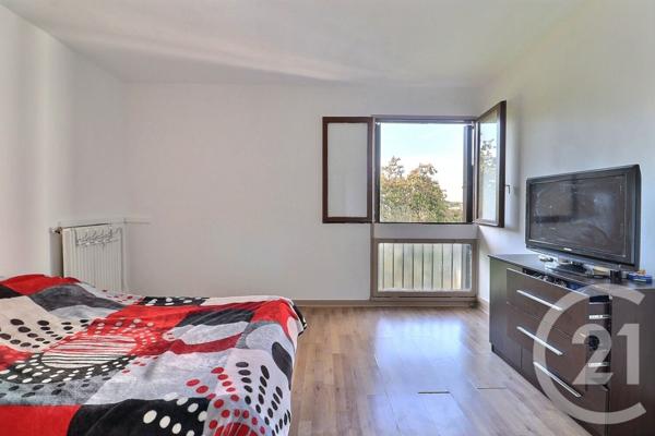 Appartement F5 à vendre  5 pièces - 91,85 m2 TREMBLAY EN FRANCE - 93