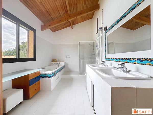 Aucamville - Maison familiale 6 pièces – 216 m²