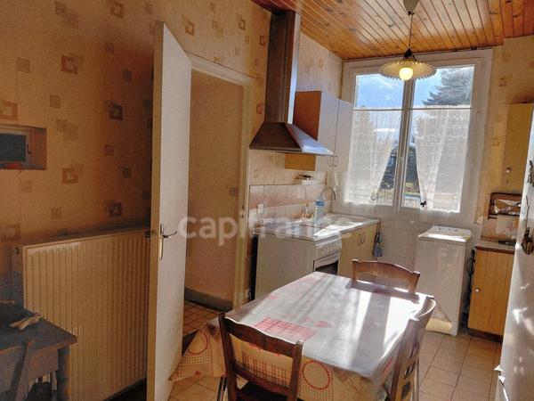 Maison 5 pièces 128 m2 LATHUS SAINT REMY (86)