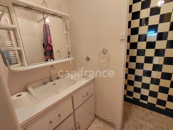 Maison 5 pièces 128 m2 LATHUS SAINT REMY (86)