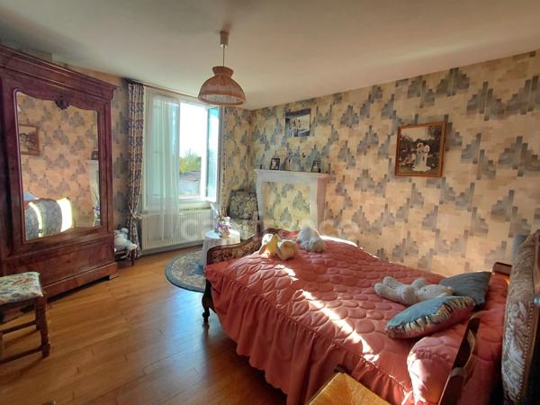 Maison 5 pièces 128 m2 LATHUS SAINT REMY (86)