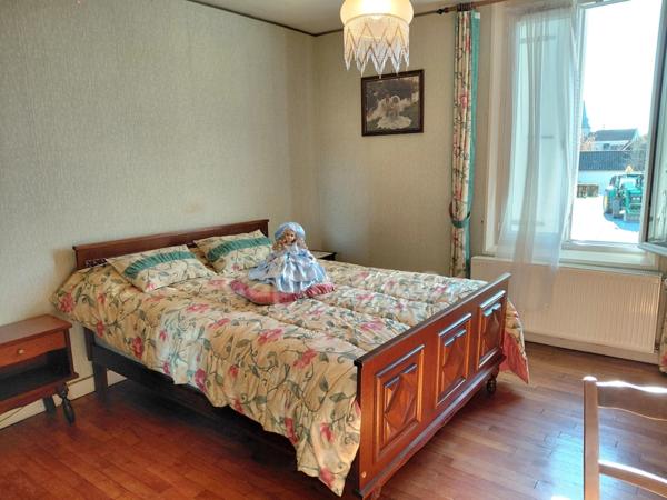 Maison 5 pièces 128 m2 LATHUS SAINT REMY (86)