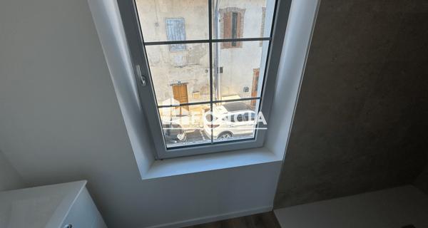 Location Appartement 2 pièces 27.3 m² - Lombez 32220