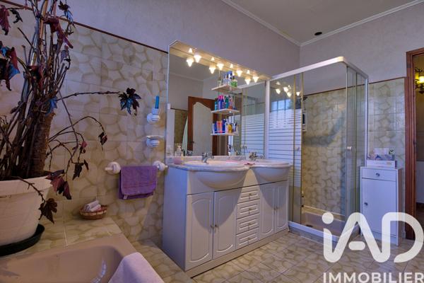 Maison à vendre 4 pièces 124 m² Brax