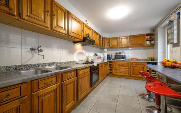 Maison à vendre    5 pièces •  Halluin