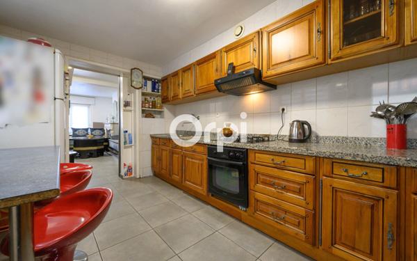 Maison à vendre    5 pièces •  Halluin