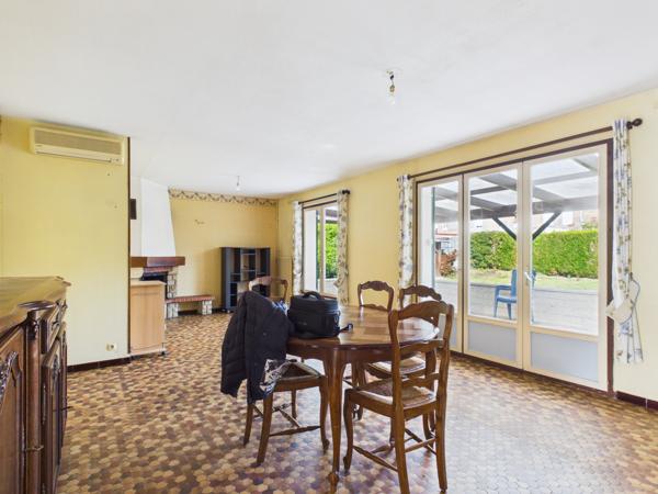 Maison
         4 pièces
        - 91 m² 225 000 €*