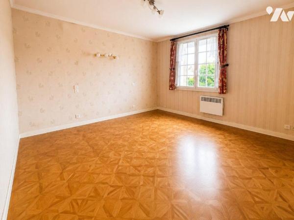 Maison à vendre à Carvin (62220) en Pas-de-Calais (62)

À vendre, maison d'une surface habita...