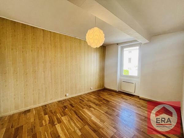 Maison de ville 4 pièces au centre-ville de Bollène