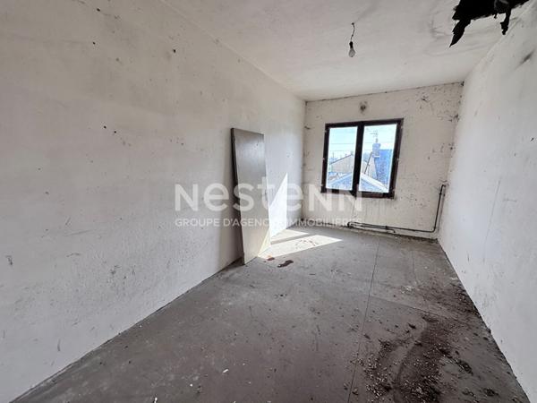 Maison ancienne à rénover à vendre à Vaas (72500) - 12 pièces, 305 m²