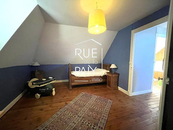 86100 CHATELLERAULT Maison Chatellerault 8 pièce(s) 210 m2