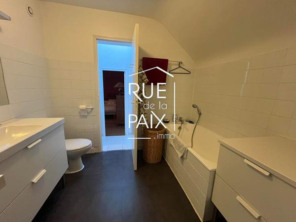 86100 CHATELLERAULT Maison Chatellerault 8 pièce(s) 210 m2