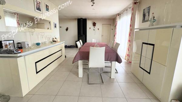 Maison Monthou Sur Bievre 10 pièce(s) 135 m2