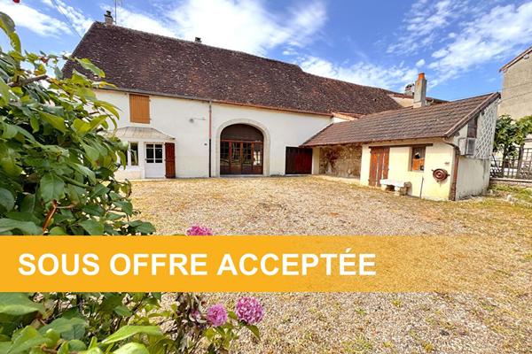 Maison Ruffey-Sur-Seille 4 pièces / 2 chambres / 85 m² + dépendances