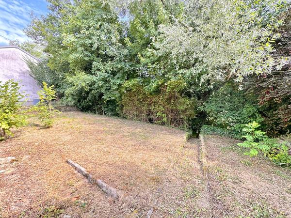 Maison Ruffey-Sur-Seille 4 pièces / 2 chambres / 85 m² + dépendances