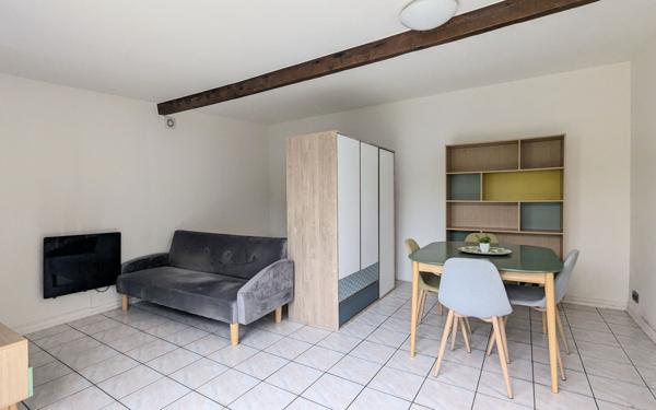 Maison à vendre    3 pièces • 73,19 m2 Saint-Thibault-des-Vignes