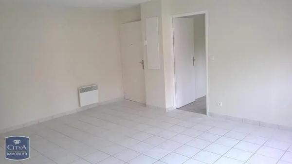 Appartement à louer 2 pièces 53.71m² Divion (62460)