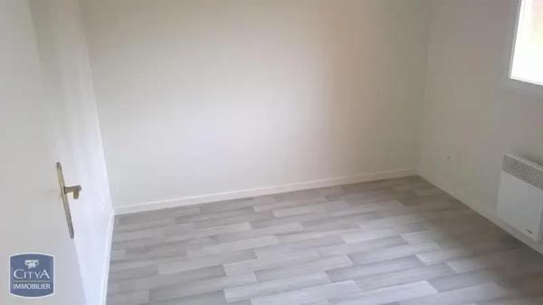 Appartement à louer 2 pièces 53.71m² Divion (62460)