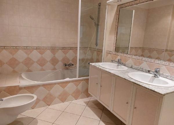 Appartement à vendre    4 pièces •  Manosque