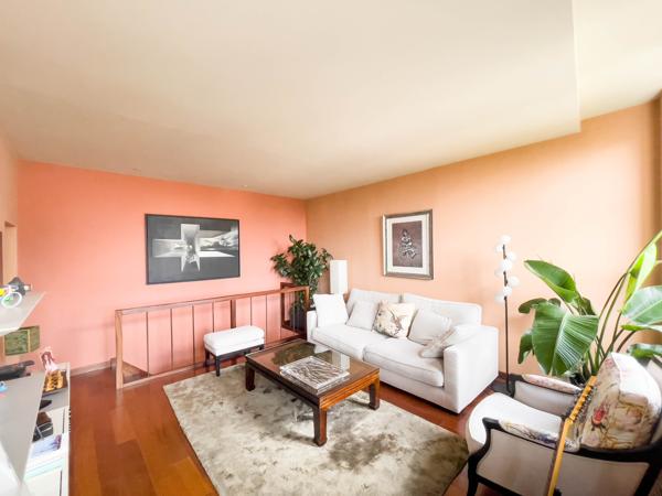 Appartement 5 pièces - 110 m² Bien prestige