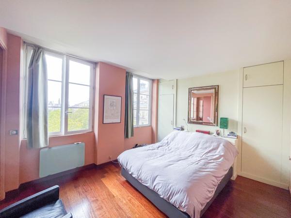 Appartement 5 pièces - 110 m² Bien prestige