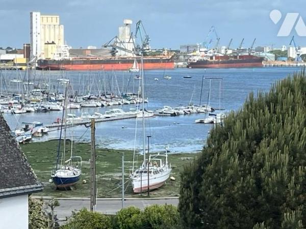 T3 avec vue sur la rade 