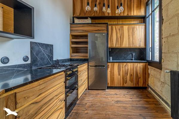 Appartement 340 000 € Bordeaux 4 p 70,4 m² DPE C